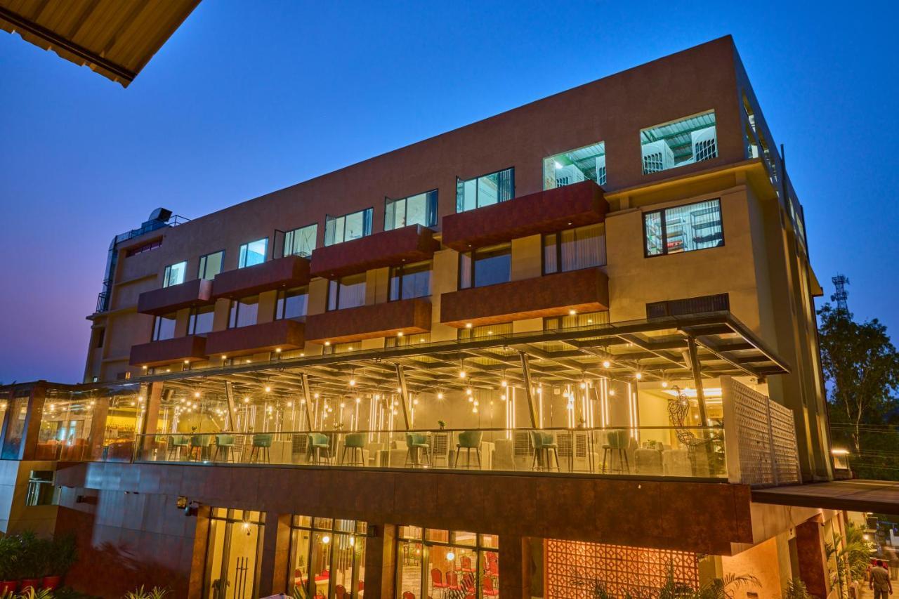 Hotel Borail View Regency Silchar Exterior foto